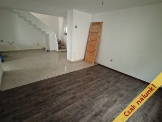 Eladó 80 m²-escsaládi ház Zebegény, Deák Ferenc utca: 59'900'000 Ft