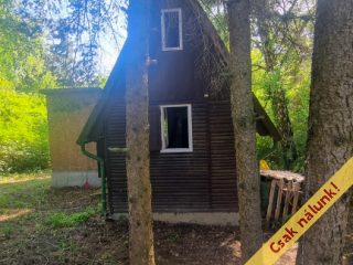 Eladó 10 m²-esüdülő Zebegény, Szegfű utca utca: 34'900'000 Ft