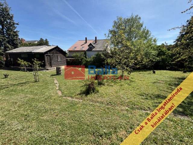 Eladó 721 m²-estelek Balatonalmádi, Vörösberény: 50'000'000 Ft