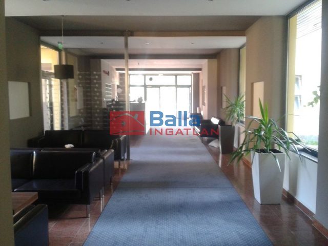 Kiadó 20 m²-esa kategóriás iroda Békéscsaba (Belváros közeli) , Kazinczy utca: 45'000 Ft