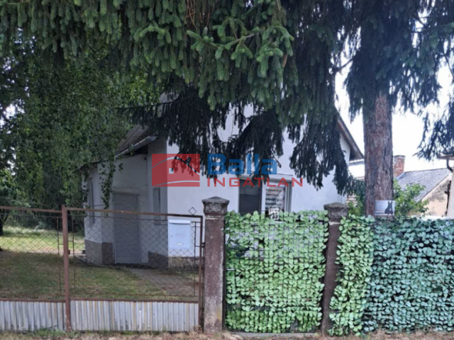 Eladó 49 m²-escsaládi ház Beleg, Petőfi utca: 11'500'000 Ft