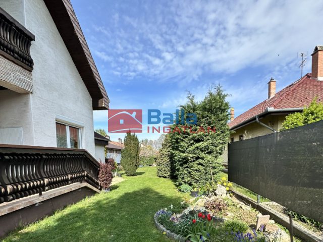 Eladó 210 m²-escsaládi ház Budakalász (Budakalász) , Budakalász: 179'000'000 Ft