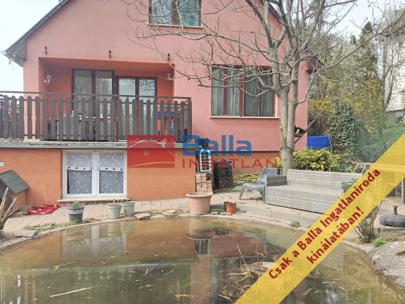 Eladó 240 m²-escsaládi ház Budakeszi, Barackvirág utca: 219'000'000 Ft