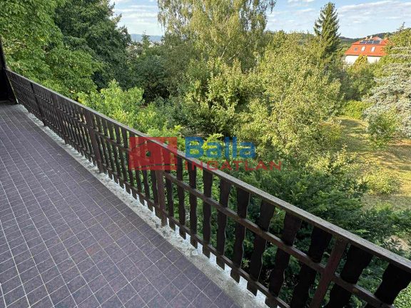 Eladó 213 m²-escsaládi ház II. kerület (Budaliget II/A.) , Honfoglalás utca: 230'000'000 Ft