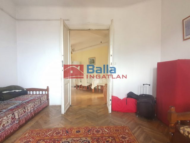 Eladó 90 m²-estársasházi lakás II. kerület (Rózsadomb) , ZIVATAR utca: 121'000'000 Ft