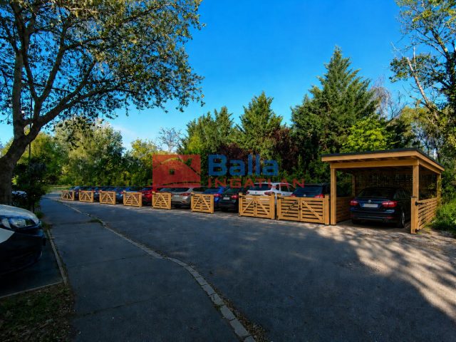 Eladó 554 m²-esföldfelszíni beállóhely III. Kerület (Békásmegyer) , Dűne utca: 9'900'000 Ft