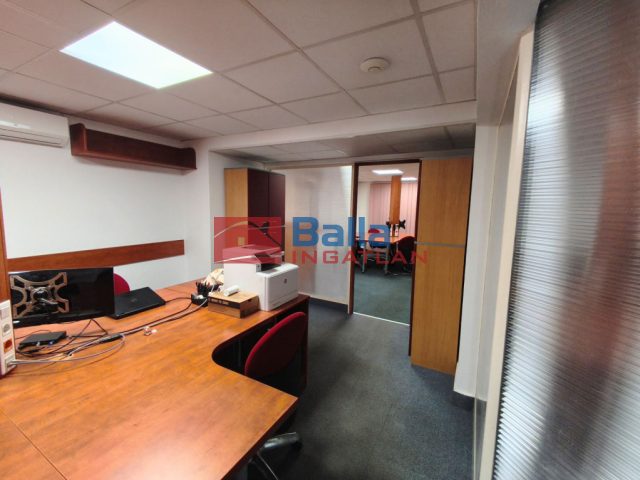 Eladó 61 m²-estársasházi lakás III. Kerület (Filatorigát) , Gyógyszertár utca: 59'900'000 Ft