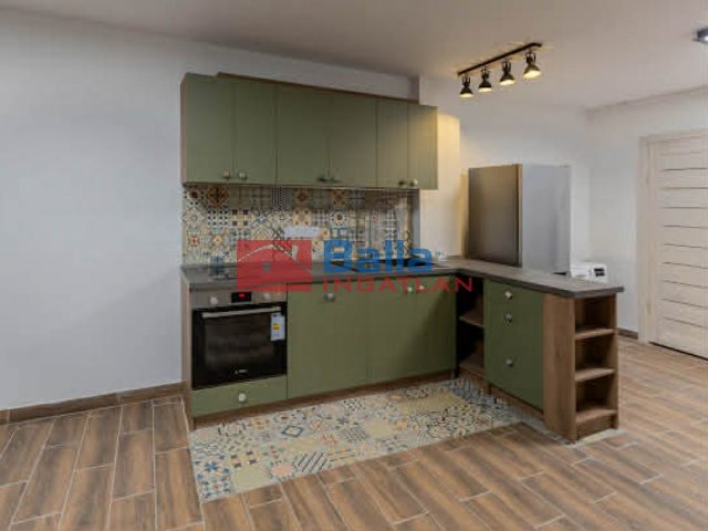 Eladó 36 m²-estársasházi lakás III. Kerület (Óbuda-központ) , Vörösvári út: 62'000'000 Ft