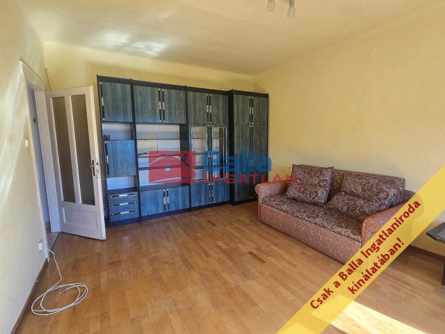 Eladó 31 m²-estársasházi lakás IV. Kerület (Istvántelek) , Nyár utca utca: 42'500'000 Ft