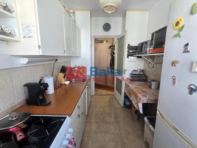 Eladó 65 m²-estársasházi lakás IV. Kerület (Káposztásmegyer I.) , Bőröndös utca: 71'900'000 Ft