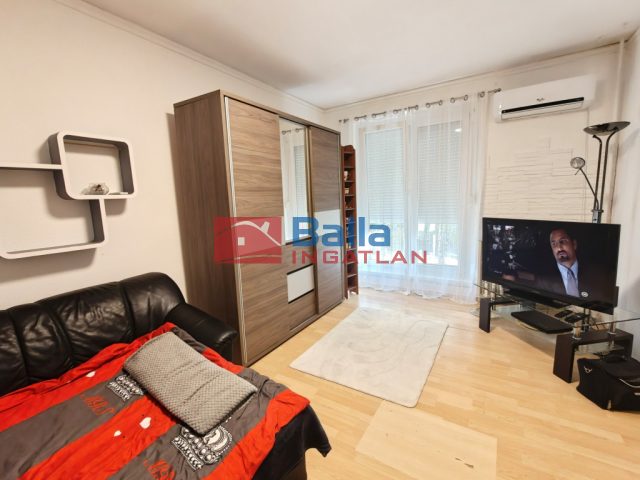 Eladó 46 m²-estársasházi lakás IV. Kerület (Káposztásmegyer II.) , Sárpatak utca: 66'700'000 Ft