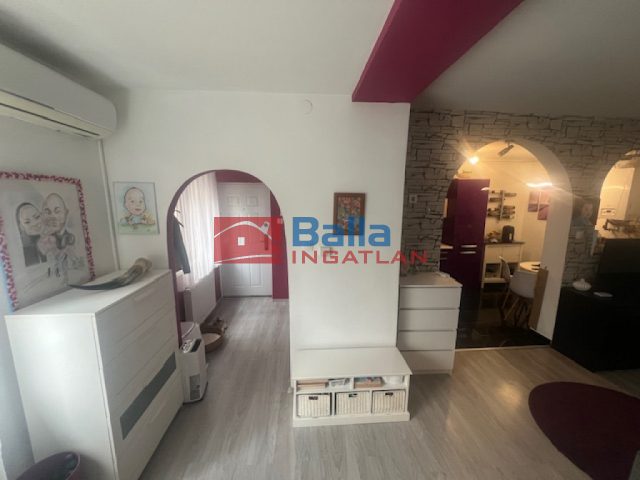 Eladó 43 m²-estársasházi lakás IV. Kerület (Újpest) , Baross utca: 65'600'000 Ft