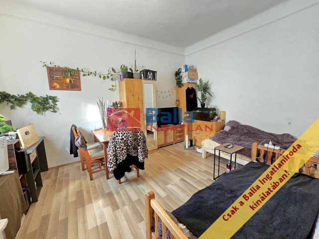 Eladó 28 m²-estársasházi lakás IV. Kerület (Újpest) , Berda József utca: 36'000'000 Ft