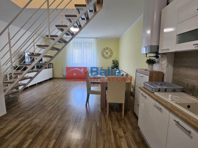 Eladó 75 m²-esházrész IV. Kerület (Újpest) , Istvántelki közeli út: 82'000'000 Ft