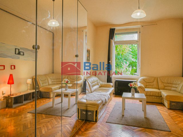 Eladó 28 m²-estársasházi lakás IV. Kerület (Újpest) , Perényi Zsigmond utca: 35'000'000 Ft