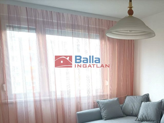 Kiadó 35 m²-estársasházi lakás IV. Kerület (Újpest) , Petőfi utca: 190'000 Ft