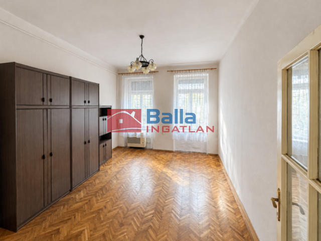 Eladó 28 m²-estársasházi lakás IV. Kerület (Újpest) , Vörösmarty utca: 28'900'000 Ft