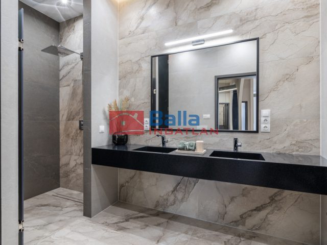 Eladó 91 m²-estársasházi lakás IX. Kerület (Belső Ferencváros) , József körút-Petőfi híd közelében: 189'900'000 Ft