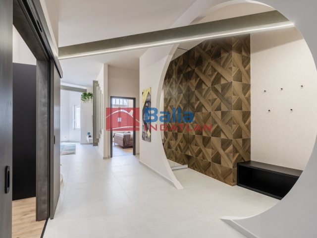 Eladó 91 m²-estársasházi lakás IX. Kerület (Belső Ferencváros) , József körút-Petőfi híd közelében: 179'900'000 Ft