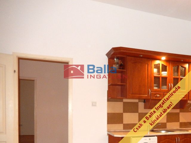 Eladó 74 m²-estársasházi lakás IX. Kerület (Középső Ferencváros (Rehabilitációs terület)) , Ipar utca: 73'800'000 Ft