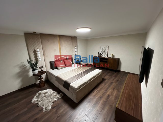 Eladó 183 m²-estársasházi lakás V. Kerület (Bank negyed) , Október 6 utca: 344'000'000 Ft