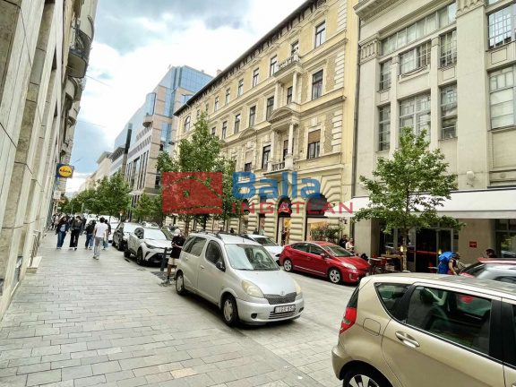 Eladó 39 m²-estársasházi lakás V. Kerület (Belváros) , Azonnal költözhető ingatlan a Bazilikánál!: 79'900'000 Ft