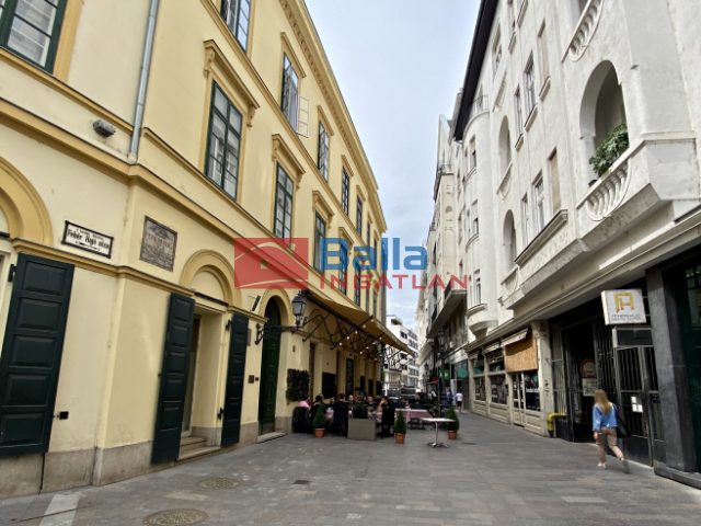 Eladó 94 m²-estársasházi lakás V. Kerület (Belváros) , Fehérhajó utca: 189'000'000 Ft