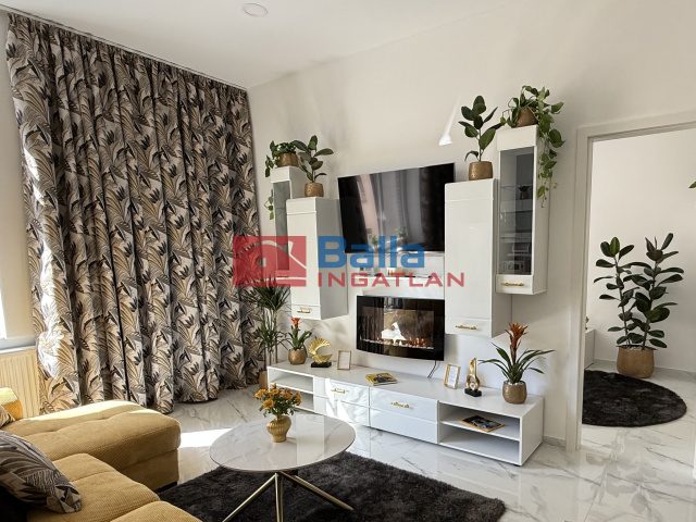 Eladó 49 m²-estársasházi lakás V. Kerület (Belváros) , Irányi utca: 116'900'000 Ft