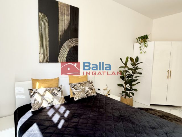 Eladó 49 m²-estársasházi lakás V. Kerület (Belváros) , Irányi utca: 116'900'000 Ft