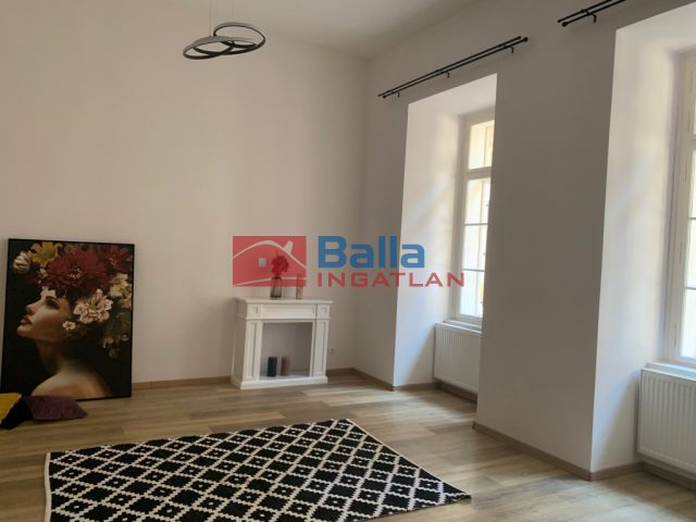 Eladó 52 m²-estársasházi lakás V. Kerület (Belváros) , Régi posta utca: 99'000'000 Ft
