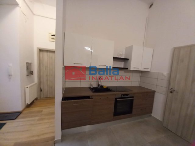 Eladó 52 m²-estársasházi lakás V. Kerület (Belváros) , Régi posta utca: 99'000'000 Ft