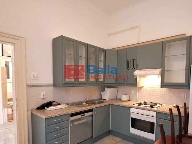 Eladó 86 m²-estársasházi lakás V. Kerület (Belváros) , Váci utca: 179'000'000 Ft