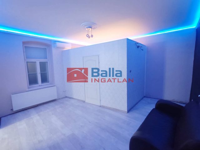 Kiadó 40 m²-estársasházi lakás V. Kerület (Lipótváros) , Szent István körút: 280'000 Ft