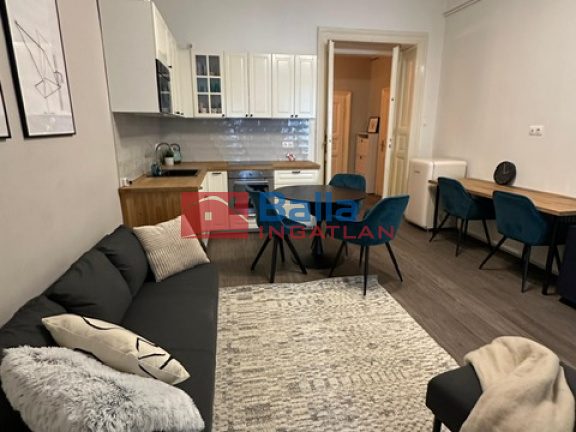 Eladó 79 m²-estársasházi lakás VI. Kerület (Diplomatanegyed) , Szondi utca: 136'000'000 Ft