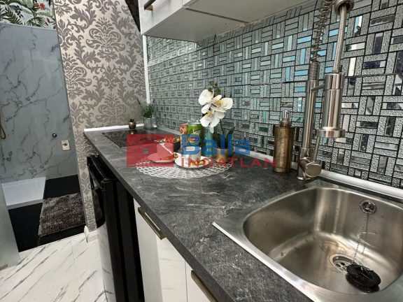 Eladó 22 m²-estársasházi lakás VI. Kerület (Terézváros) , Hajós utca: 48'900'000 Ft