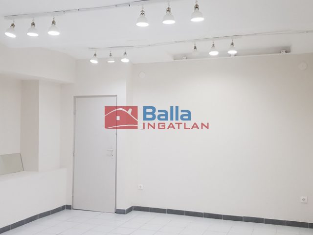 Eladó 74 m²-esüzlethelyiség utcai bejárattal VII. Kerület (Középső-Erzsébetváros) , ALMÁSSY TÉR: 29'800'000 Ft