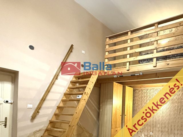 Eladó 44 m²-estársasházi lakás VII. Kerület (Középső-Erzsébetváros) , Almássy tér: 75'900'000 Ft