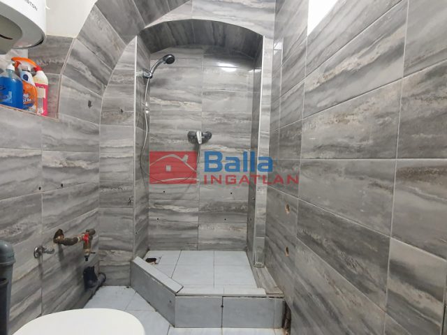 Eladó 68 m²-esüzlethelyiség utcai bejárattal VII. Kerület (Középső-Erzsébetváros) , BARCSAY utca: 35'000'000 Ft