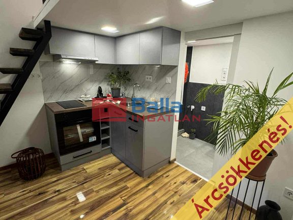 Eladó 23 m²-estársasházi lakás VII. Kerület (Középső-Erzsébetváros) , Cserhát utca környékén: 28'900'000 Ft