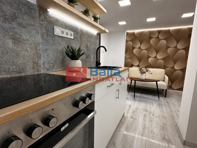 Eladó 31 m²-estársasházi lakás VII. Kerület (Középső-Erzsébetváros) , Nefelejcs utca környékén: 41'700'000 Ft