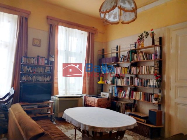 Eladó 77 m²-estársasházi lakás VII. Kerület (Középső-Erzsébetváros) , Rákóczi út: 76'900'000 Ft