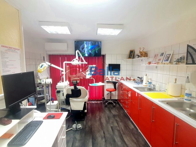 Kiadó 21 m²-esüzlethelyiség utcai bejárattal VII. Kerület (Ligetváros) , BERENDEZETT FOGORVOSI RENDELŐ Budapest VII.: 500'000 Ft