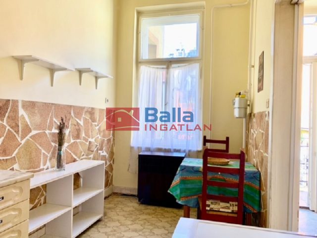 Kiadó 50 m²-estársasházi lakás VII. Kerület (Nagykörúton belül) , Nyár utca: 200'000 Ft