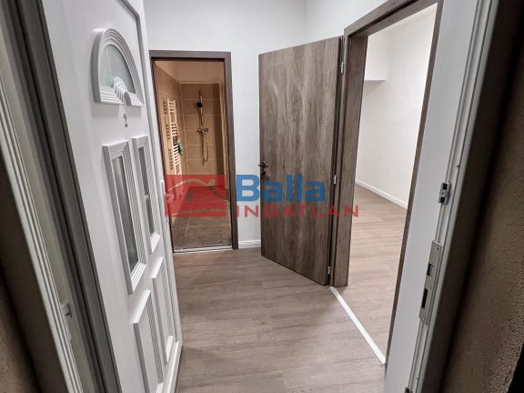 Eladó 39 m²-estársasházi lakás VII. Kerület (Nagykörúton kívül) , Thököly út: 58'500'000 Ft