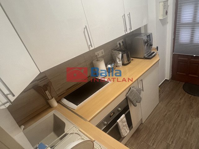 Eladó 30 m²-estársasházi lakás VIII. Kerület (Corvin negyed) , Baross utca: 49'900'000 Ft