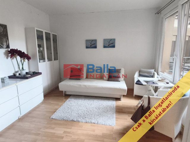 Eladó 47 m²-estársasházi lakás VIII. Kerület (Corvin negyed) , Nagy Templom utca: 87'900'000 Ft