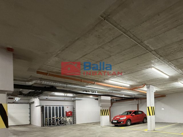 Kiadó 12 m²-esteremgarázs hely VIII. Kerület (Csarnoknegyed) , Tolnai Lajos utca: 30'000 Ft