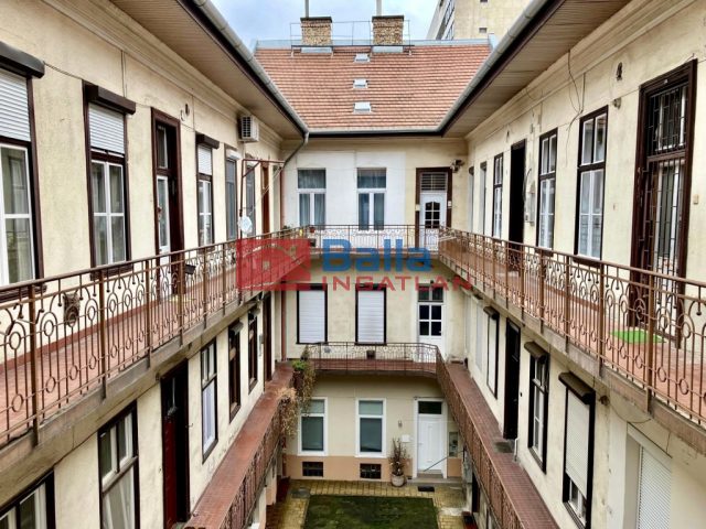 Eladó 57 m²-estársasházi lakás VIII. Kerület (II. János Pál pápa tér és környéke) , Kenyérmező utca: 75'800'000 Ft