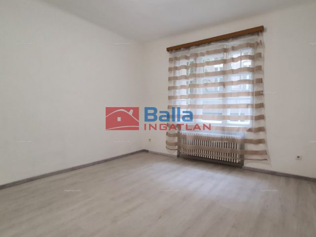 Kiadó 35 m²-estársasházi lakás VIII. Kerület (Józsefváros) , Baross utca: 180'000 Ft