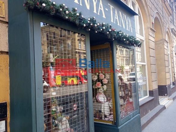 Eladó 29 m²-esüzlethelyiség utcai bejárattal VIII. Kerület (Józsefváros) , Rákóczi út: 39'400'000 Ft